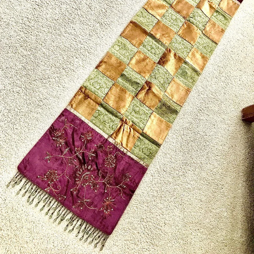 Z Gallerie Decorative Table Runner Velvet & Silk Patchwork w Beads 14